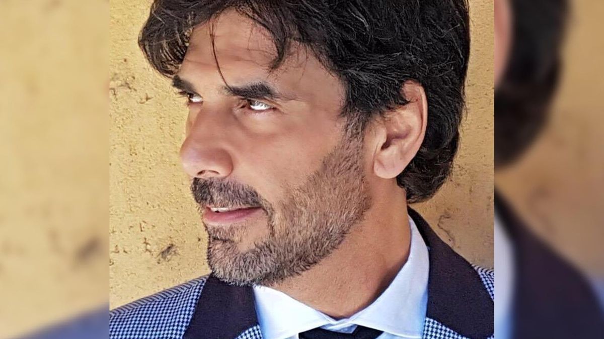Juan Rafael Pac&iacute;fico, alias Juan Darth&eacute;s.