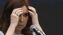 altText(Cristina viaja a Cuba y cancela presentación de 'Sinceramente' en La Matanza)}