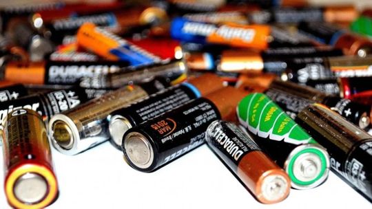 Pilaseléctricas: Cómo elegirlas, en qué usarlas y qué tipos existen Pilaseléctricas: Cómo elegirlas, en qué usarlas y qué tipos existen