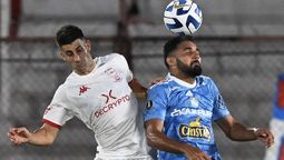Huracán-Cristal: La viral jugada de lucha libre