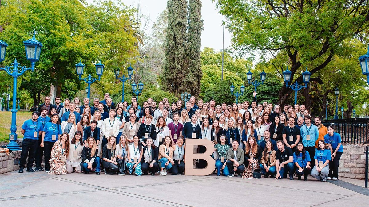 La empresa Sistema B Argentina convocó a un encuentro multisectorial para potenciar el desarrollo sostenible de la provincia de San Juan. La empresa Sistema B Argentina convocó a un encuentro multisectorial para potenciar el desarrollo sostenible de la provincia de San Juan.