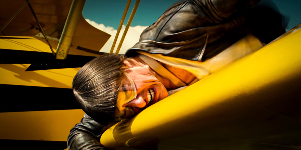 Tom Cruise hizo 16 saltos en paracaídas prendido fuego, sin dobles, para una escena clave de Misión Imposible 8, ganando un récord Guinness y llevando la acción a otro nivel. Tom Cruise hizo 16 saltos en paracaídas prendido fuego, sin dobles, para una escena clave de Misión Imposible 8, ganando un récord Guinness y llevando la acción a otro nivel.