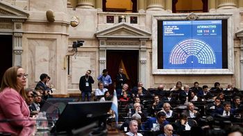 Tras al menos 2 años de discusión en el Congreso, los diputados sancionaron los cambios a la ley de alquileres. Tras al menos 2 años de discusión en el Congreso, los diputados sancionaron los cambios a la ley de alquileres.