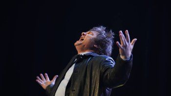 Javier Milei acorralado entre la fractura interna y la urgencia social