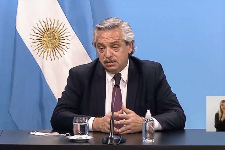 Anuncio conjunto entre el presidente Alberto Fernández y su ministro de Salud Ginés González García.
