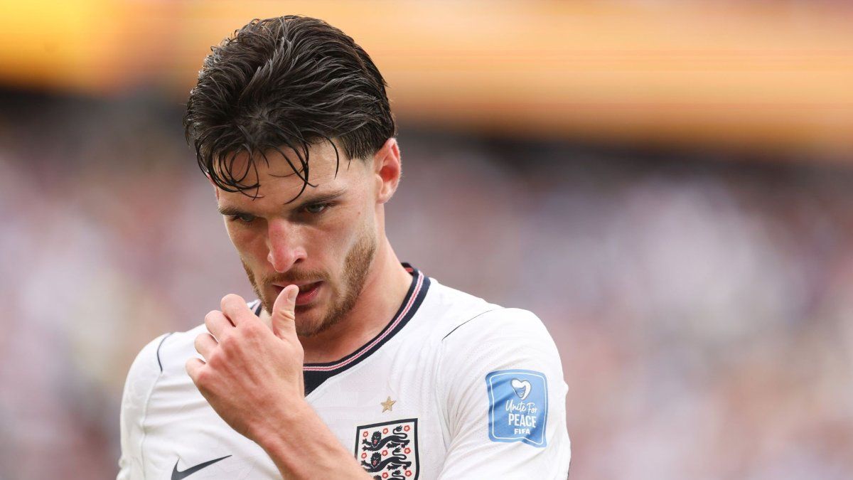La trampa de Inglaterra ante Messi que el VAR ignoró por completo