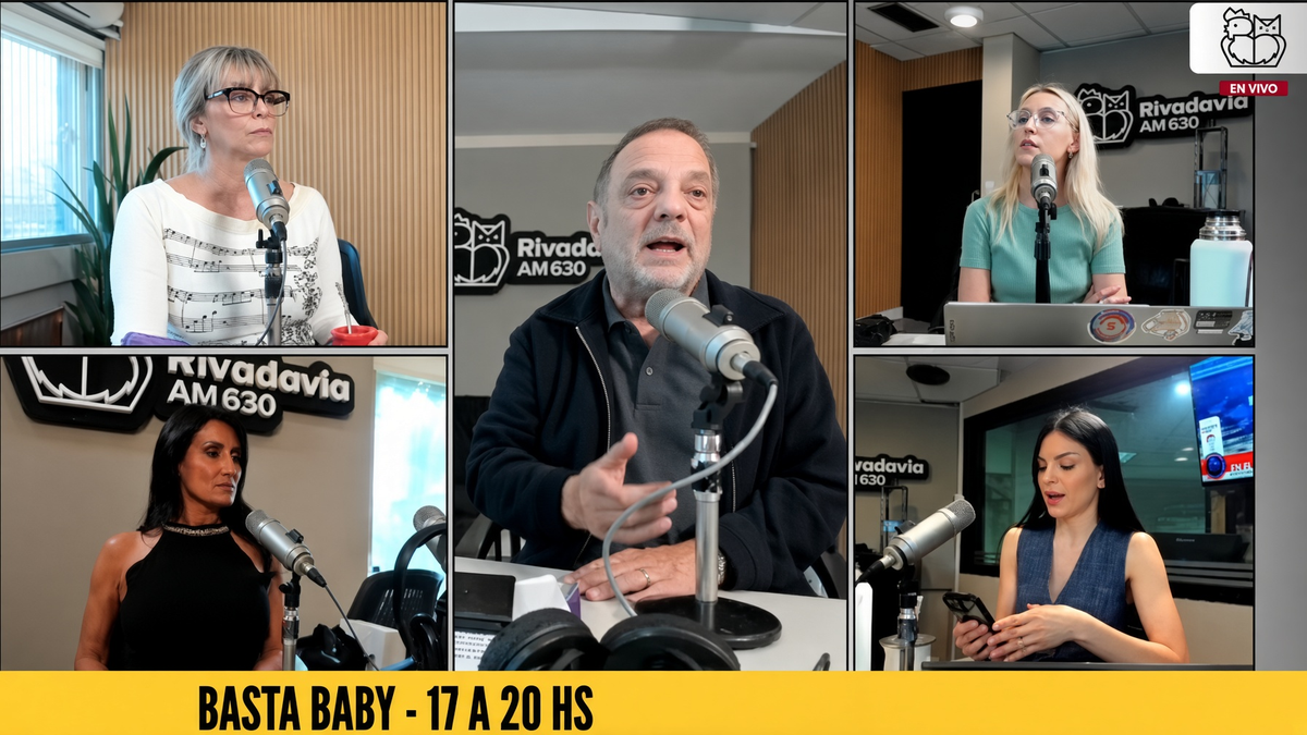 Baby Etchecopar cuestion&oacute; a Milei mientras analizaban la carta de Fl&aacute;vio Bolsonaro y afirm&oacute; que permitir el paso de alguien que huye lo convierte en c&oacute;mplice. Foto: Captura Radio Rivadavia