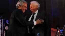 El Gobierno volvió a instalar en agenda el tema covid, vacunatorio vip y pandemia.