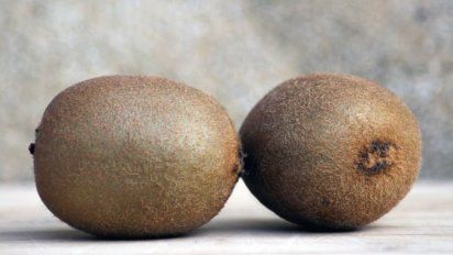 Coma esta fruta para los huesos antes de que sea tarde