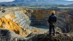 Laagencia de comunicación Milenium presentó un informe del Observatorio de RiesgoReputacional en Industrias Extractivas como minería y energía. Laagencia de comunicación Milenium presentó un informe del Observatorio de RiesgoReputacional en Industrias Extractivas como minería y energía.