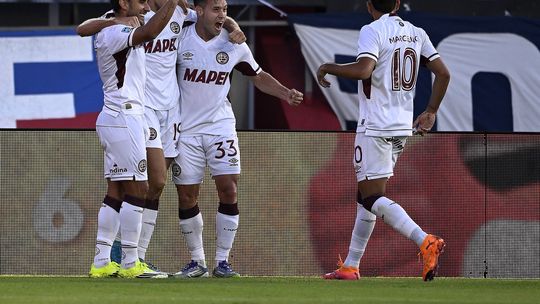 Lanús festeja en el Nuevo Gasómetro (23/01/2026).