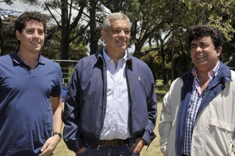 Julián Domínguez, junto al diputado nacional Eduardo Waddo De Pedro y el intendente de La Matanza Fernando Espinoza durante el encuentro en Santa Teresita (Foto NA)