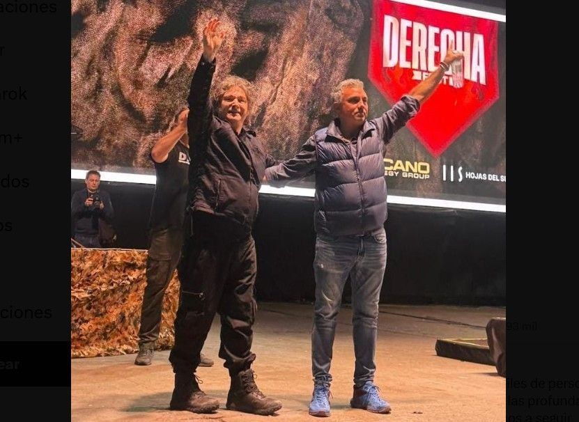 Javier Milei y Sebastián Pareja en el escenario de la Derecha Fest.