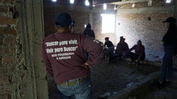Fosa clandestina en una casa abandonada en México Fosa clandestina en una casa abandonada en México