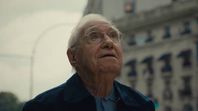 Enrique Macaya Márquez, a los 91 años, fue contratado por Cabify para llevarlo al Mundial FIFA sin importarle el edadismo. (Foto Cabify) Enrique Macaya Márquez, a los 91 años, fue contratado por Cabify para llevarlo al Mundial FIFA sin importarle el edadismo. (Foto Cabify)