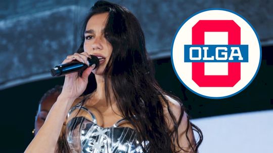 Nati Jota y Homero Pettinato criticaron el recital de Dua Lipa en OLGA por cantar en español y las redes los castigaron sin piedad. ¿Se les fue la mano? Nati Jota y Homero Pettinato criticaron el recital de Dua Lipa en OLGA por cantar en español y las redes los castigaron sin piedad. ¿Se les fue la mano?