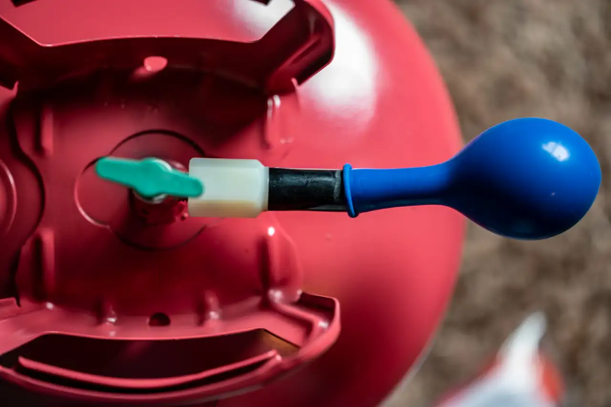 El transporte del helio, clave en diferentes industrias, también se ve afectado por el corte del Estrecho de Ormuz. El transporte del helio, clave en diferentes industrias, también se ve afectado por el corte del Estrecho de Ormuz.