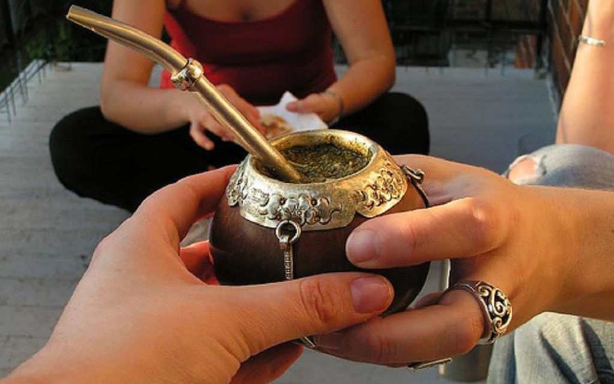 Después de la pandemia, desaparecieron ¿para siempre? las rondas sociales de mate...