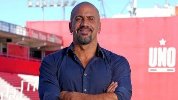 JuanSebastián Verón volvió a respaldar el arribo de las Sociedades AnónimasDeportivas (SAD) al fútbol argentino y volvió a criticar a Claudio Tapia. JuanSebastián Verón volvió a respaldar el arribo de las Sociedades AnónimasDeportivas (SAD) al fútbol argentino y volvió a criticar a Claudio Tapia.