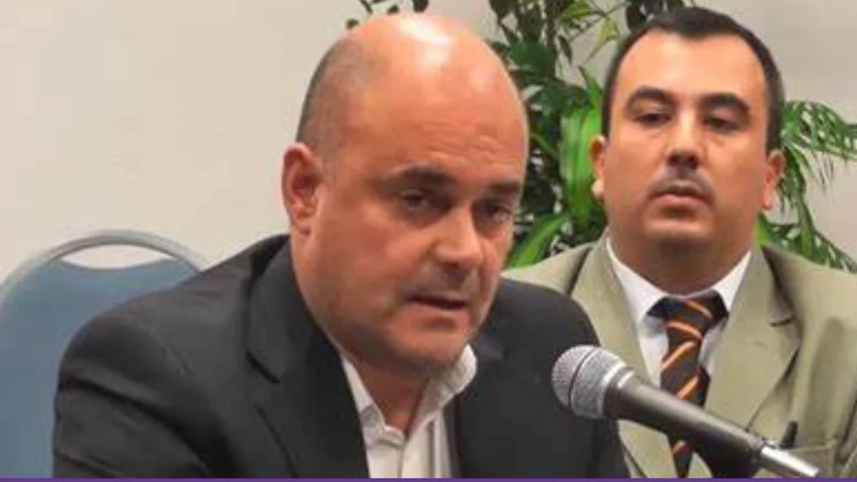 Raúl Bertola Raúl Bertola