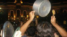 altText(1er. cacerolazo 2012, y 