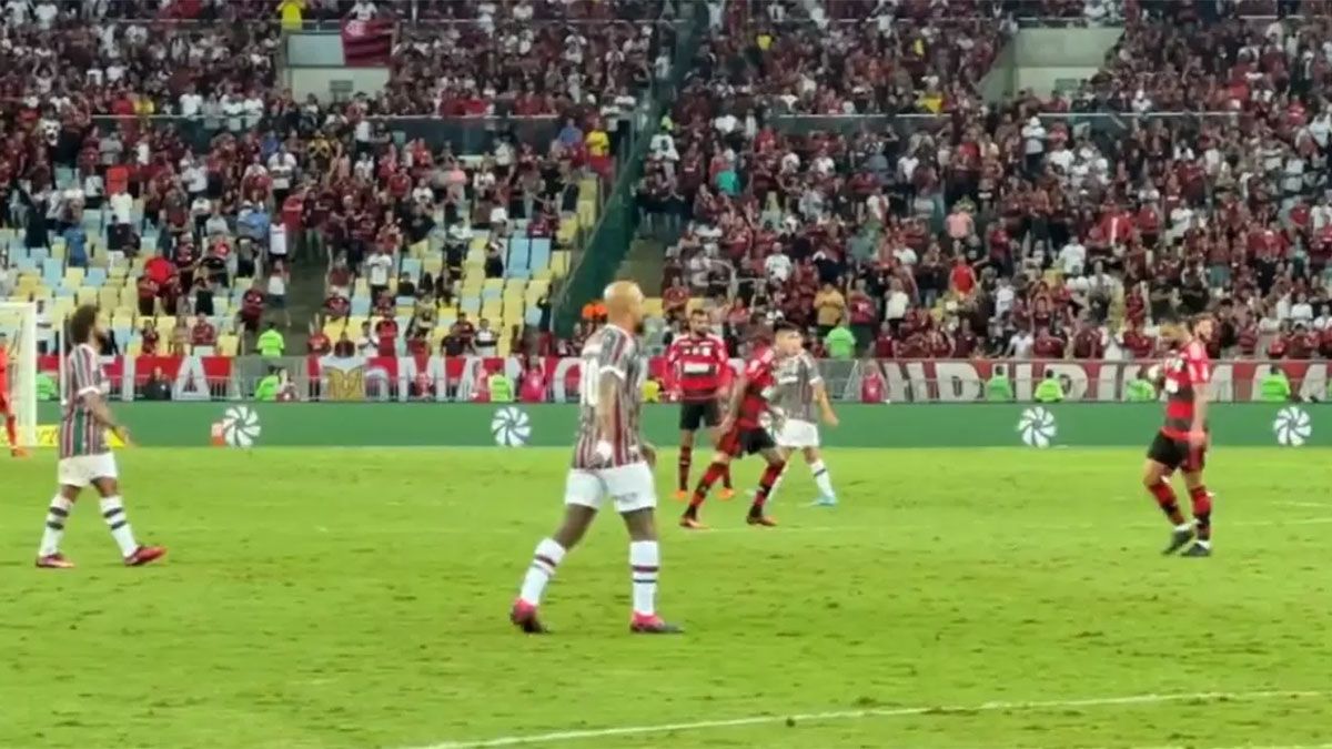 Gabriel Barbosa, conocido como Gabigol, le realizó un gesto provocador a Marcelo durante el clásico brasileño Flamengo y Fluminense pero fue humillado. (Foto: Reproducción/Isabelle Costa/Diario Lance de Brasil)