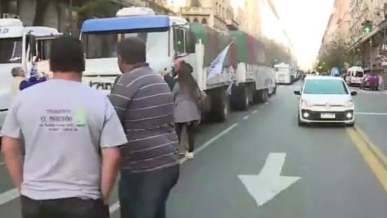 Repartidores, choferes y el PO: Arde la previa electoral