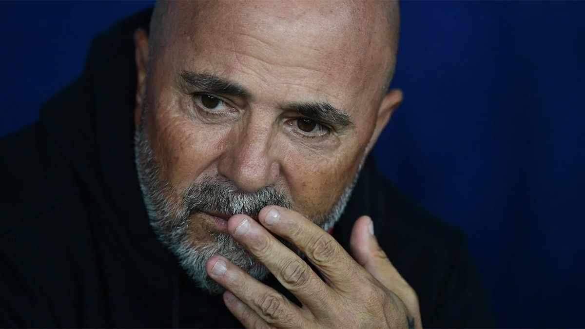 Flamengo respira aliviado pero Jorge Sampaoli sumó otro dolor de cabeza por la lesión de Guillermo Varela.