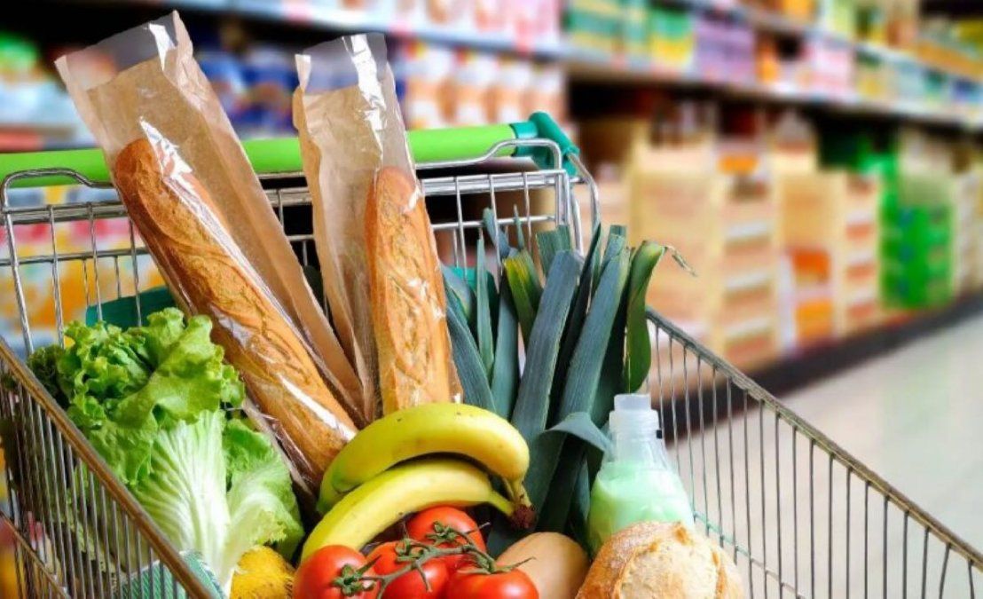 Para una familia, el costo de la Canasta Básica Alimentaria en octubre fue de $618.000 para satisfacer sus necesidades alimentarias.&nbsp;