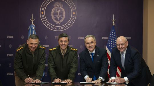 General-ministro Carlos Presti y el ocaso de la defensa nacional