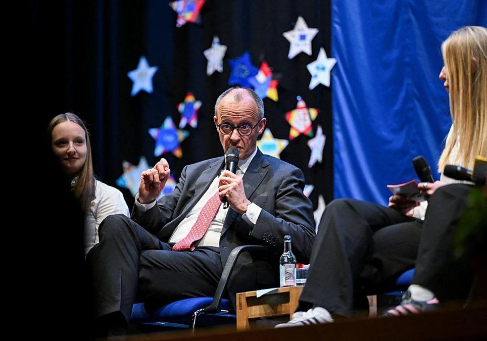 Merz endurece sus críticas a Trump y afirma que EEUU está Merz endurece sus críticas a Trump y afirma que EEUU está