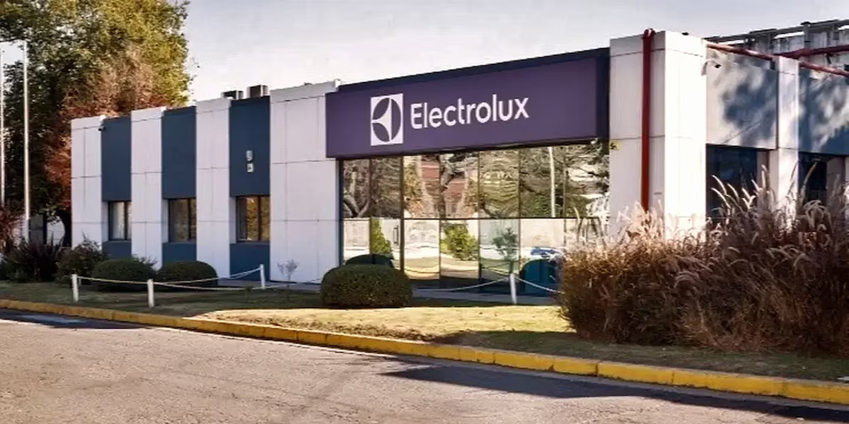 Electrolux abrió retiros voluntarios en la ciudad. Electrolux abrió retiros voluntarios en la ciudad.