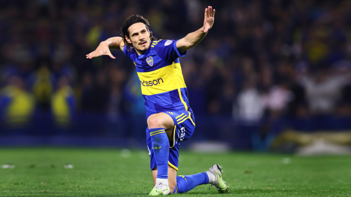Cavani metió a Boca en octavos Cavani metió a Boca en octavos