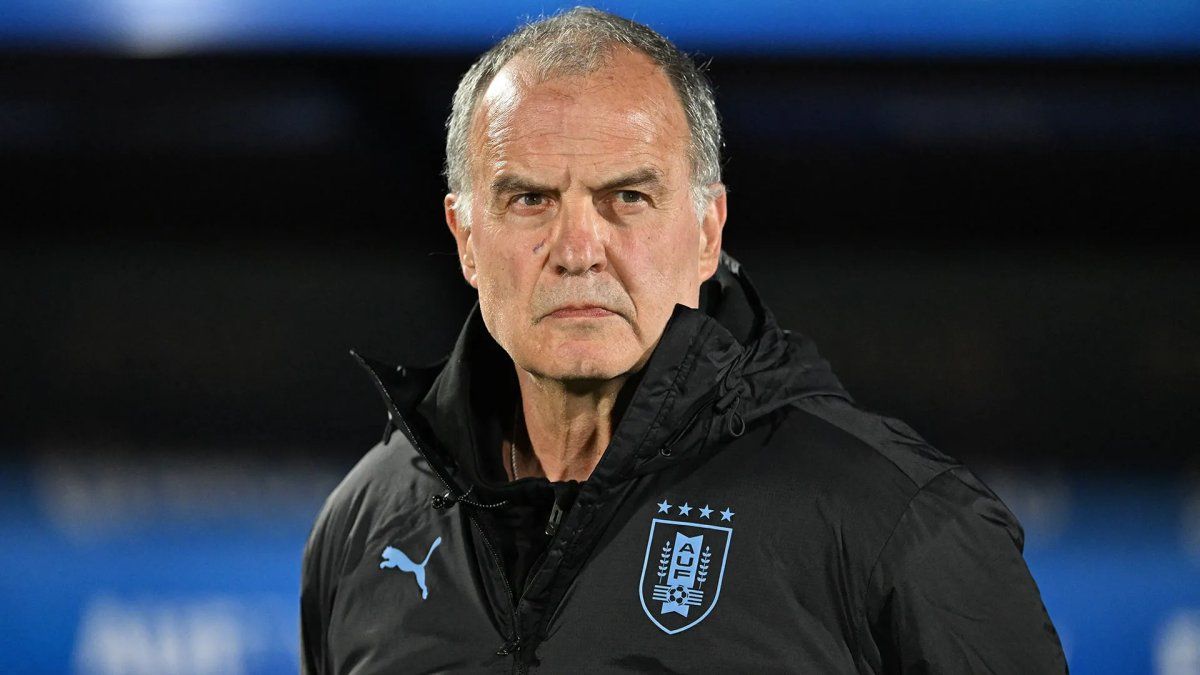 Marcelo Bielsa, entrenador de la Selección de Uruguay.