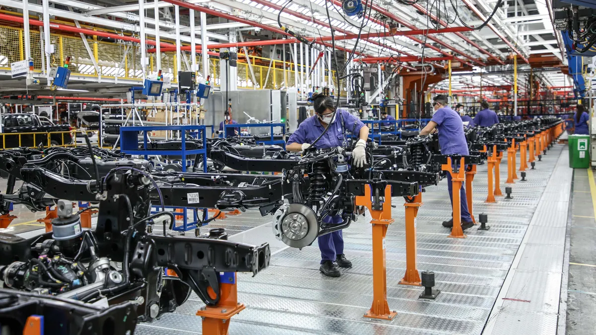 En el último año cerraron 165 empresas industriales en Santa Fe. En el último año cerraron 165 empresas industriales en Santa Fe.