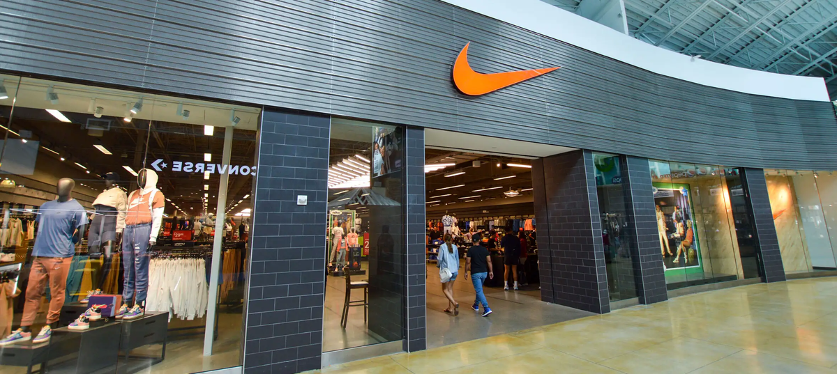 Outlet de Adidas y Nike ofrecen descuentos especiales. Outlet de Adidas y Nike ofrecen descuentos especiales.