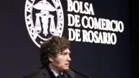 El Presidente arriba a la ciudad por el aniversario de la Bolsa de Comercio.