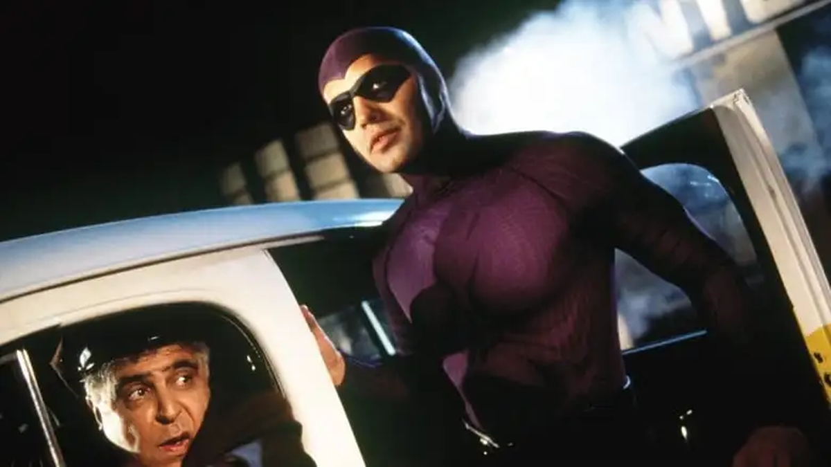 El Fantasma apareció en diferentes productos, desde juguetes y relojes hasta series de televisión, videojuegos y una película de 1996, interpretado por Billy Zane. El Fantasma apareció en diferentes productos, desde juguetes y relojes hasta series de televisión, videojuegos y una película de 1996, interpretado por Billy Zane.