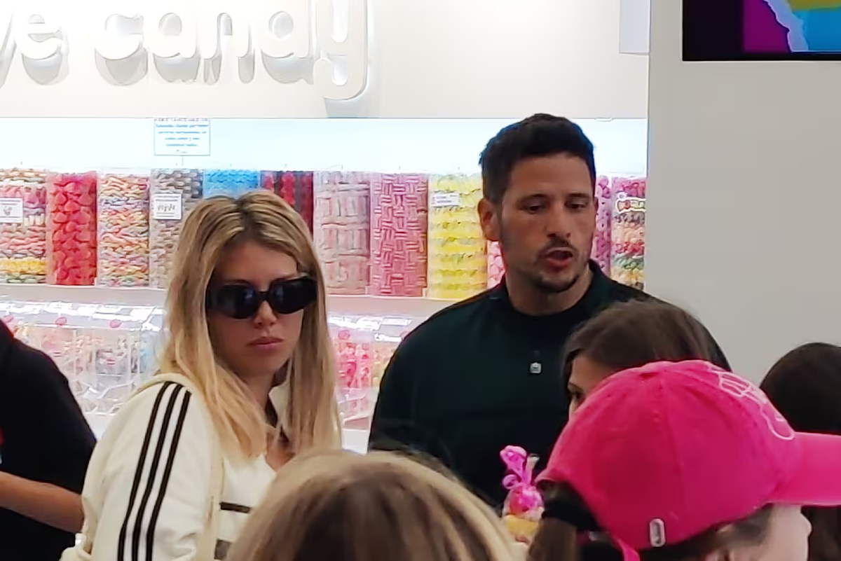 Martín Migueles, el novio de Wanda Nara, amenazó textualmente a un periodista, quedó registrado en video y fue denunciado en Infama. Martín Migueles, el novio de Wanda Nara, amenazó textualmente a un periodista, quedó registrado en video y fue denunciado en Infama.