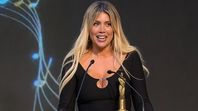 Wanda Nara desató un escándalo infernal después de obtener un Martín Fierro de Música. Se pudrió todo y la liquidaron sin piedad por una frase que dijo. Foto: El Nueve Wanda Nara desató un escándalo infernal después de obtener un Martín Fierro de Música. Se pudrió todo y la liquidaron sin piedad por una frase que dijo. Foto: El Nueve