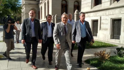 Basterra calma las aguas y por ahora, no se anunciarán retenciones a la soja