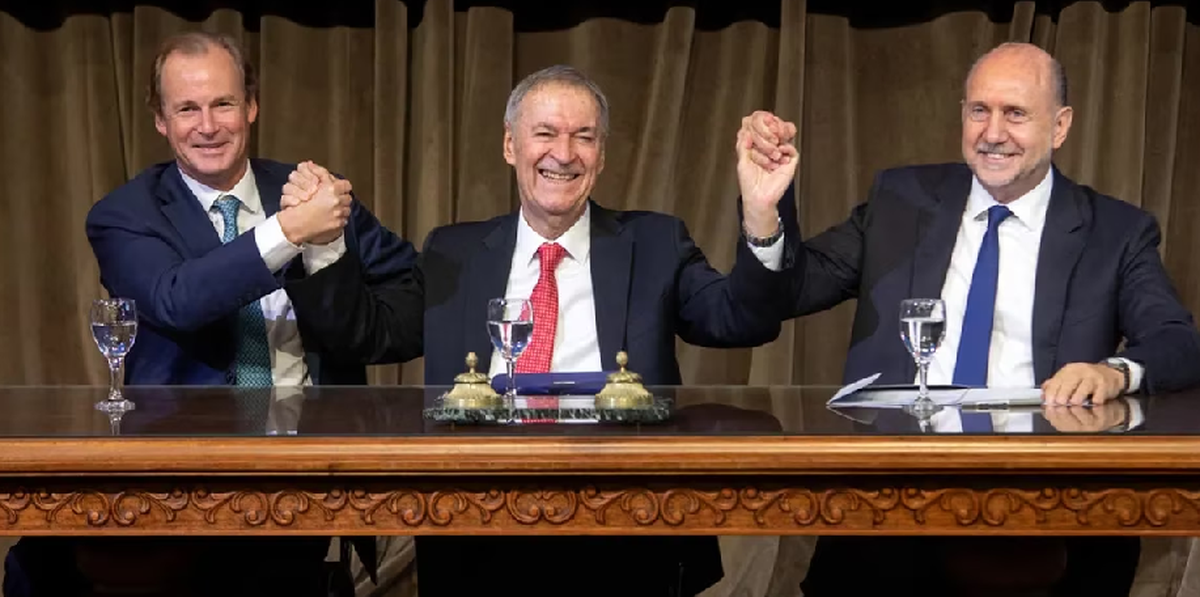 Ni el gobernador de Córdoba Juan Schiaretti, ni el entrerriano Gustavo Bordet ni Omar Perotti tienen posibilidad constitucional de pelear su reelección.