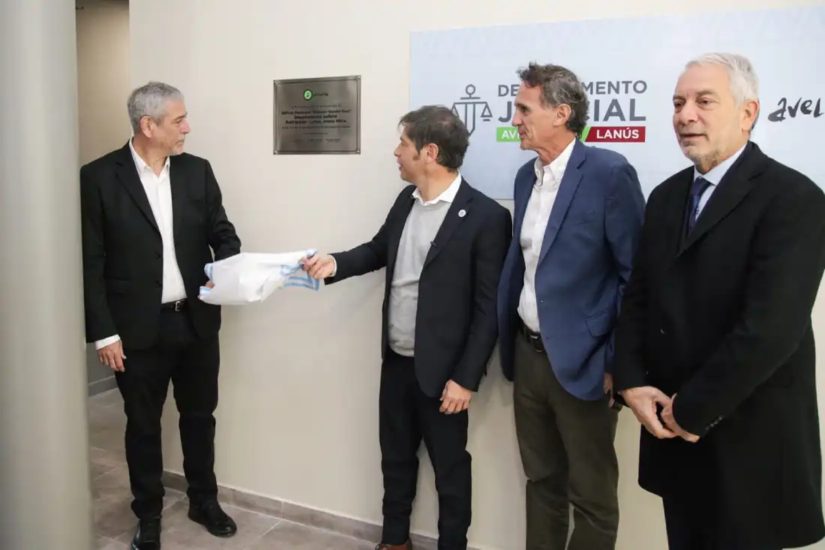 De der. a izq.: Julio Alak, Gabriel Katopodis, Axel Kicillof y Jorge Ferraresi. De der. a izq.: Julio Alak, Gabriel Katopodis, Axel Kicillof y Jorge Ferraresi.