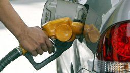 Se hunde el precio del petróleo.
