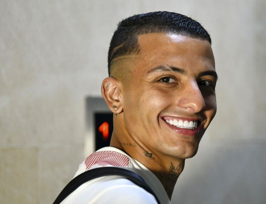 Kevin Castaño y RiverFOTO NA:@FCFSeleccionCol