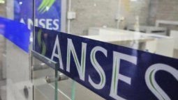 altText(La ANSES oficializó un aumento del 10,74% en las asignaciones)}
