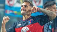 Mauro Méndez festeja su gol en Tigre Mauro Méndez festeja su gol en Tigre