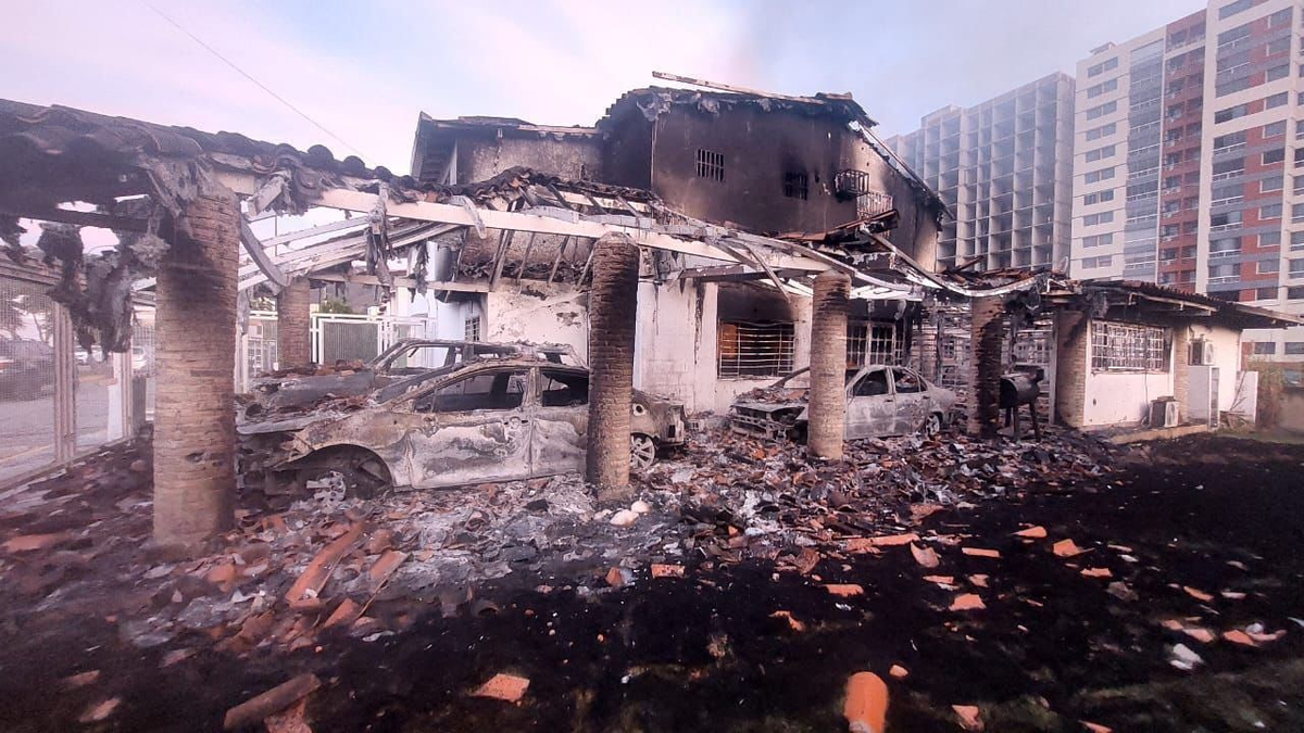 Los ataques de Estados Unidos se hicieron en barrios de Caracas, Venezuela, donde viven miles de civiles Los ataques de Estados Unidos se hicieron en barrios de Caracas, Venezuela, donde viven miles de civiles