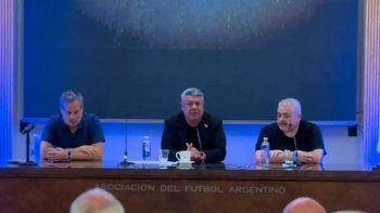 ClaudioTapia, presidente de la AFA, suspendió la afiliación de El Porvenir tras el estallidodel conflicto con el intendente de Lanús, Julián Álvarez. ClaudioTapia, presidente de la AFA, suspendió la afiliación de El Porvenir tras el estallidodel conflicto con el intendente de Lanús, Julián Álvarez.