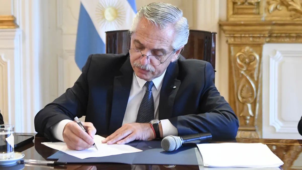 Alberto Fernández envió su renuncia a la presidencia del Partido Justicialista